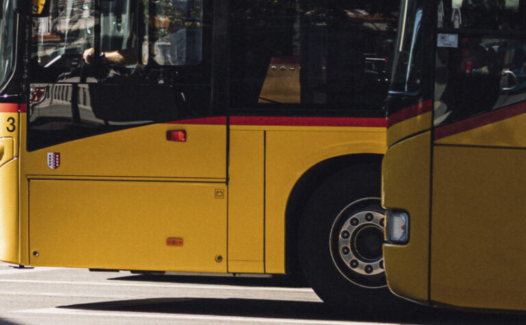 Linjaukseni bussiyhtiöiden kommentoimisille somekanavissani!
